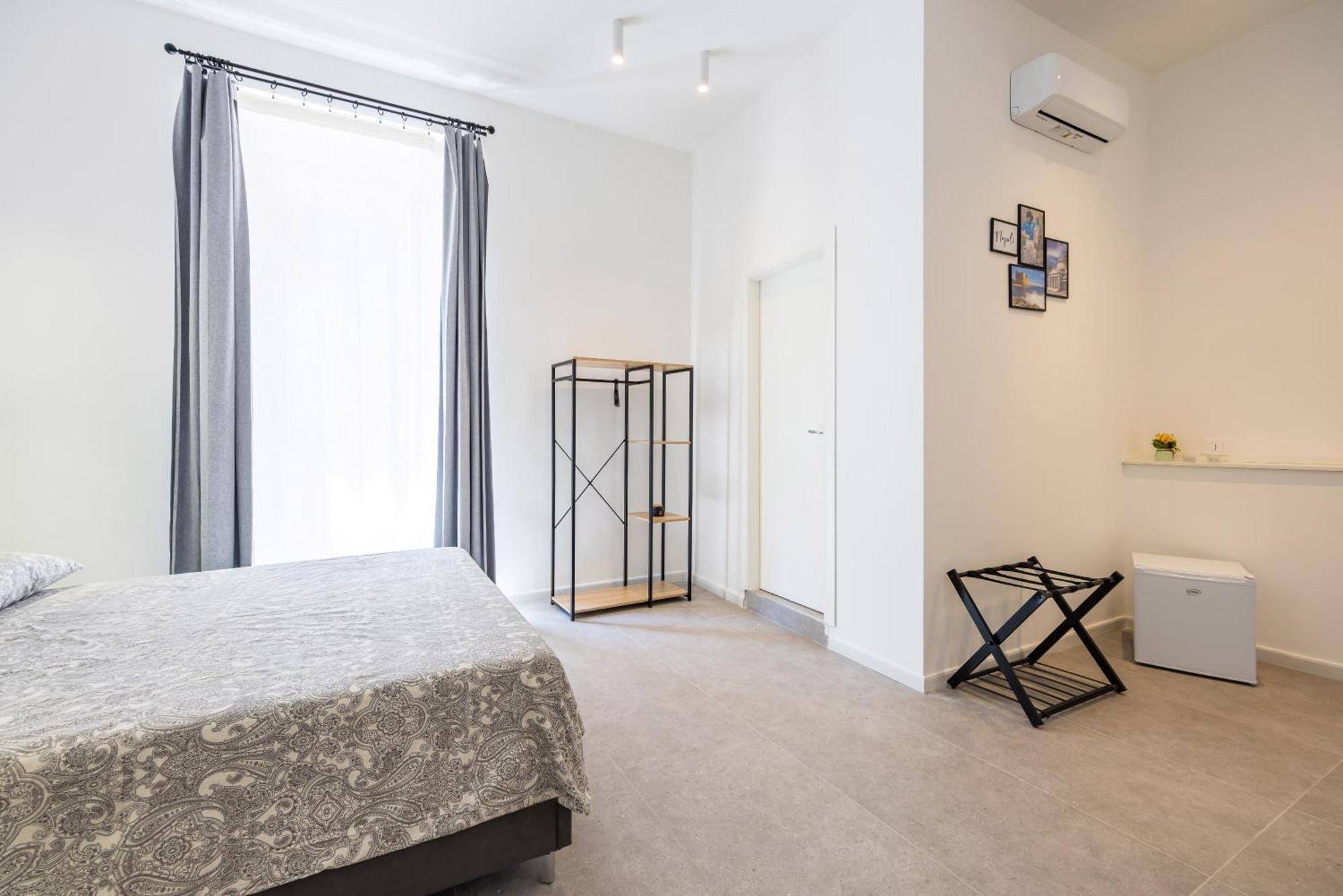 Nefelu Apartment Napoli Esterno foto